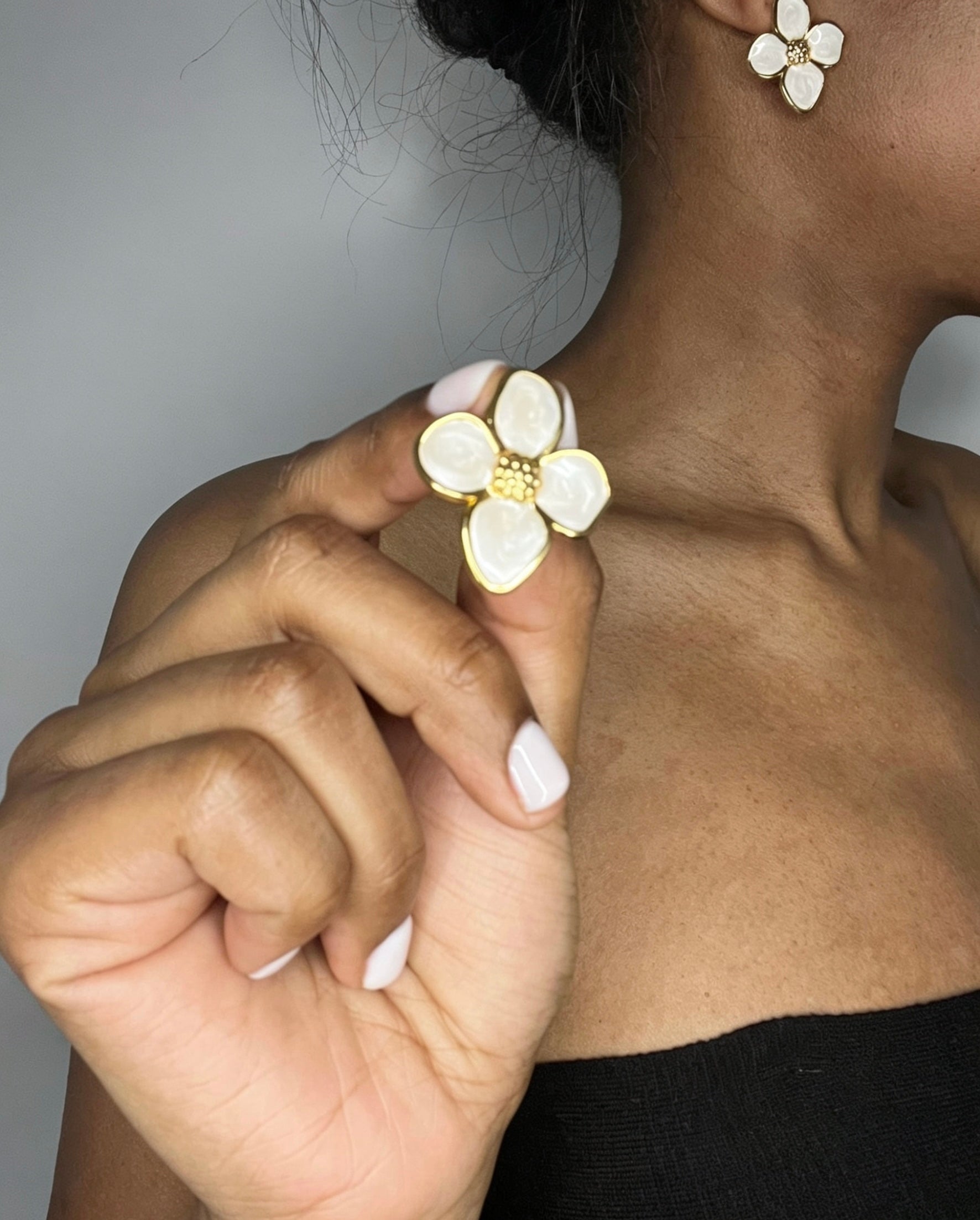 Eden Floral Earrings