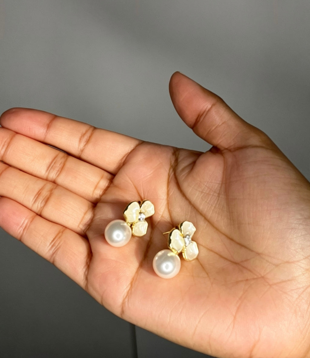 Aurelia Pearl Drops